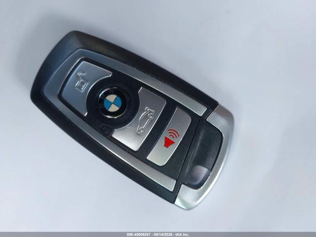 Продаж на аукціоні авто 2015 Bmw 740li, vin: WBAYE4C55FD138991, номер лоту: 45006287