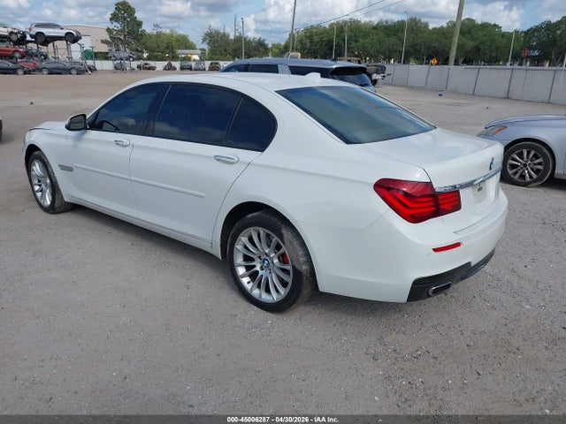Продаж на аукціоні авто 2015 Bmw 740li, vin: WBAYE4C55FD138991, номер лоту: 45006287