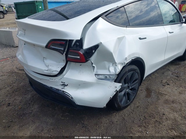 Продаж на аукціоні авто 2025 Tesla Model Y Long Range Dual Motor Rear-wheel Drive, vin: 7SAYGDED5SA357860, номер лоту: 45006325