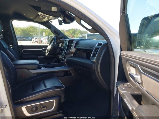 Продажа на аукционе авто 2024 Ram 1500 Laramie  4x2 5'7 Box, vin: 1C6RREJT2RN220315, номер лота: 45006328