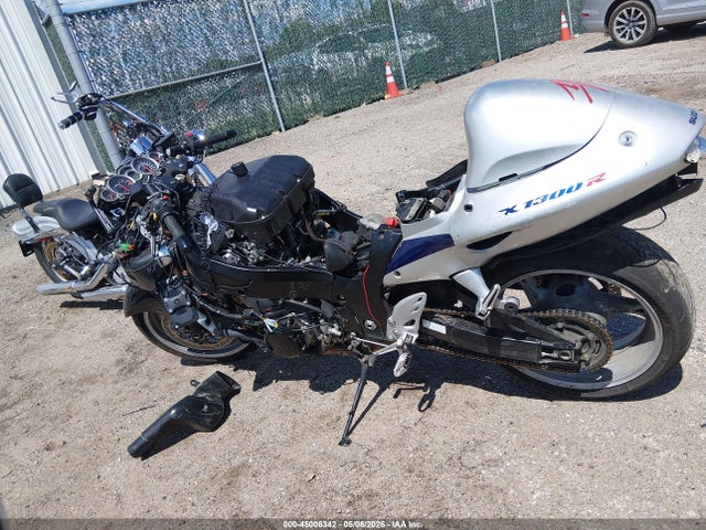 Suzuki Gsx1300 Ra 2019 JS1GX72B7K7100943 Image 13