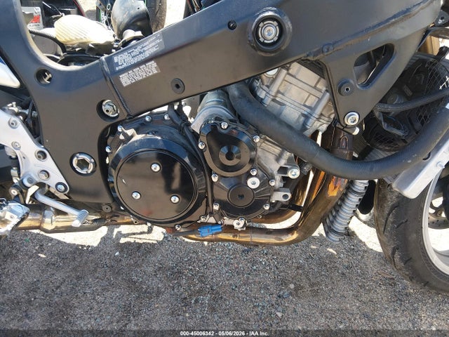 Suzuki Gsx1300 Ra 2019 JS1GX72B7K7100943 Image 8