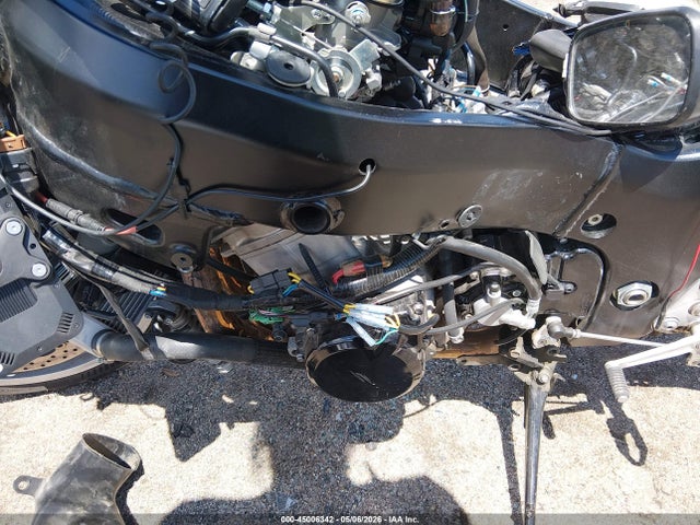 Suzuki Gsx1300 Ra 2019 JS1GX72B7K7100943 Image 9