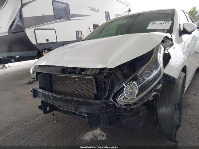 Продаж на аукціоні авто 2019 Kia Forte Lxs, vin: 3KPF24AD5KE040811, номер лоту: 45006353