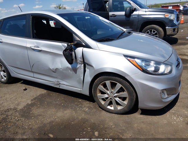 2013 Hyundai Accent Se მანქანა იყიდება აუქციონზე, vin: KMHCU5AE6DU060836, აუქციონის ნომერი: 45006361