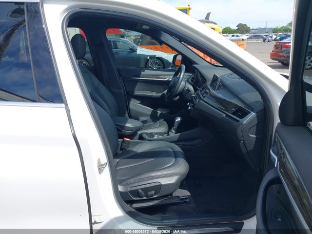 Продаж на аукціоні авто 2017 Bmw X1 Xdrive28i, vin: WBXHT3C35H5F69951, номер лоту: 45006372