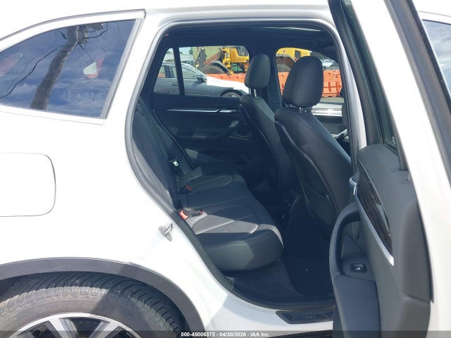 Продаж на аукціоні авто 2017 Bmw X1 Xdrive28i, vin: WBXHT3C35H5F69951, номер лоту: 45006372