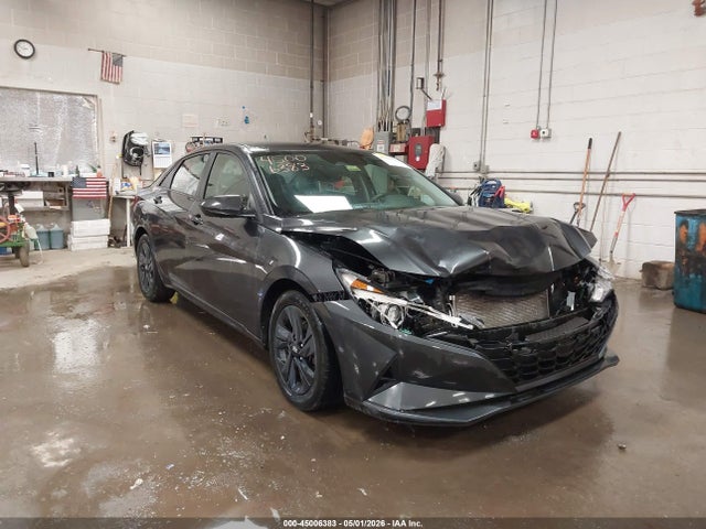 Auction sale of the 2021 Hyundai Elantra Sel, vin: 5NPLM4AG1MH009495, lot number: 45006383