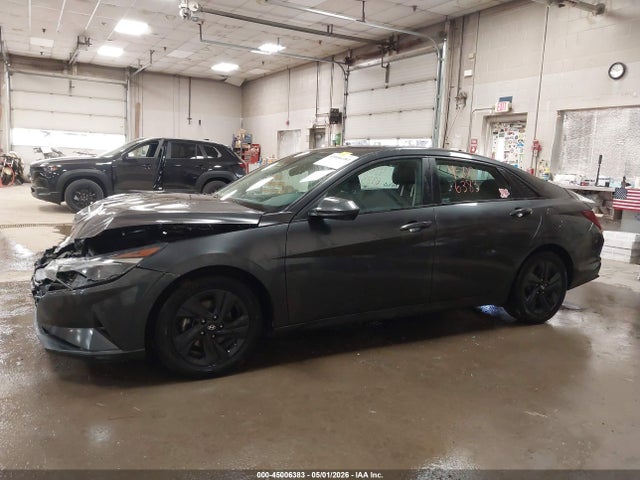 2021 Hyundai Elantra Sel მანქანა იყიდება აუქციონზე, vin: 5NPLM4AG1MH009495, აუქციონის ნომერი: 45006383