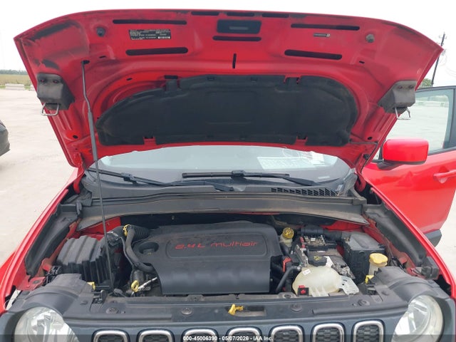 ZACCJABT5GPC51656 Jeep Renegade Latitude