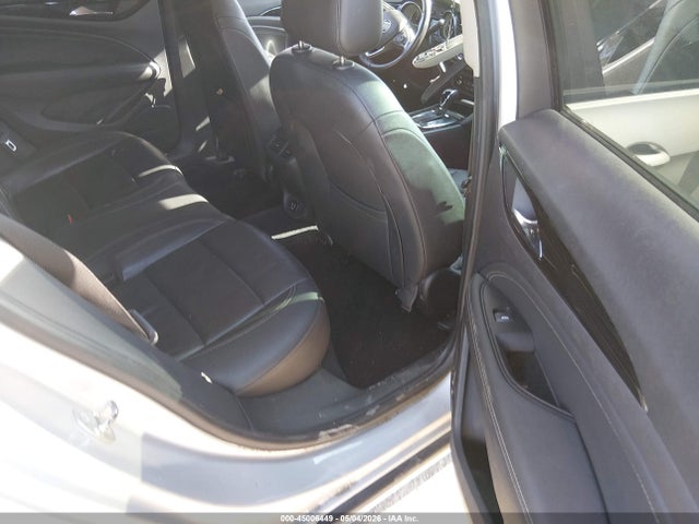 Продаж на аукціоні авто 2018 Buick Regal Sportback Essence, vin: W04GP6SX5J1106554, номер лоту: 45006449