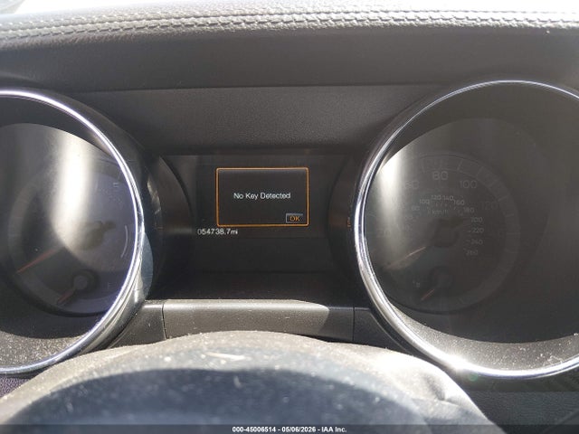 1FA6P8AM3H5277428 Ford Mustang V6