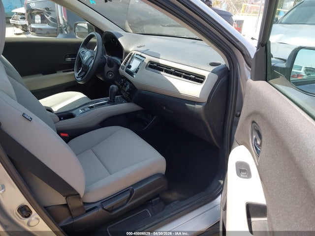 3CZRU5H36KG715820 Honda HR-V LX