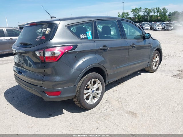 45006609 :رقم المزاد ، 1FMCU0F7XHUC01183 vin ، 2017 Ford Escape S مزاد بيع