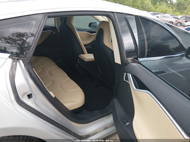 Tesla Model S P85 2014 5YJSA1H18EFP45354 Image 8