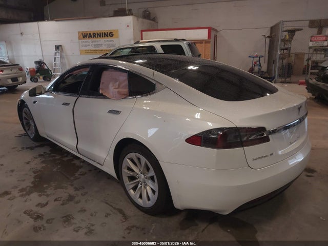 Tesla Model S 60/75 2017 5YJSA1E10HF186150 Image 3