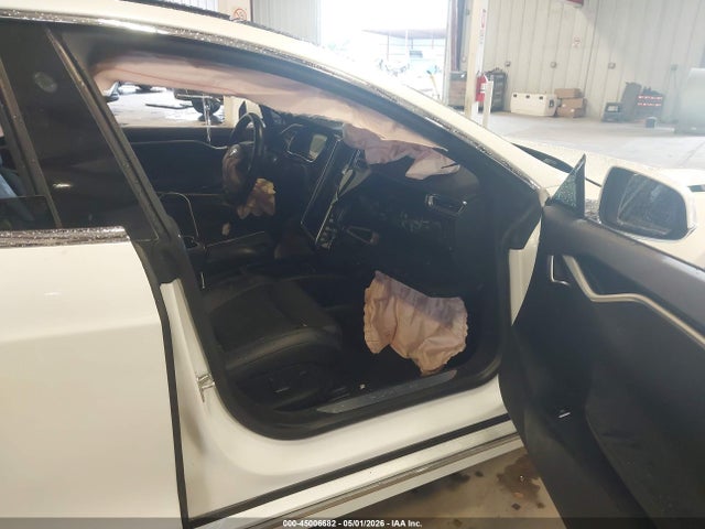 Tesla Model S 60/75 2017 5YJSA1E10HF186150 Image 5