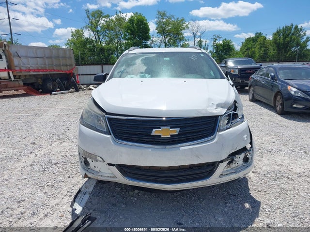 Aukcja sprzedaży 2017 Chevrolet Traverse Ls, vin: 1GNKRFED3HJ215379, numer aukcji: 45006691