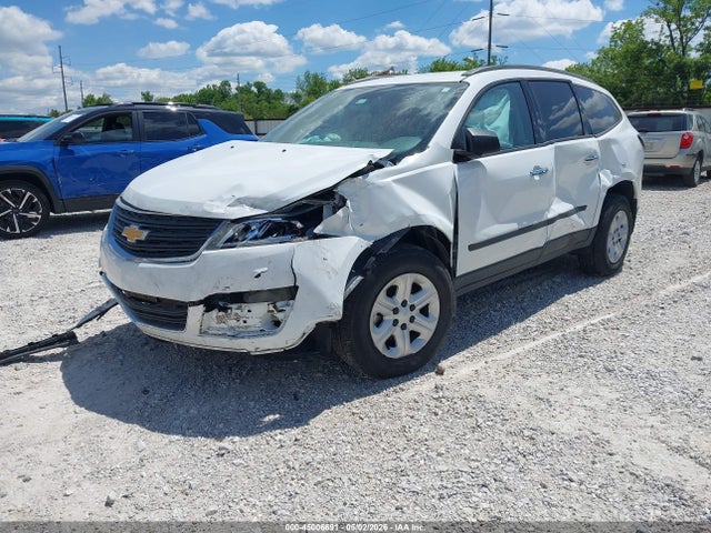 Aukcja sprzedaży 2017 Chevrolet Traverse Ls, vin: 1GNKRFED3HJ215379, numer aukcji: 45006691