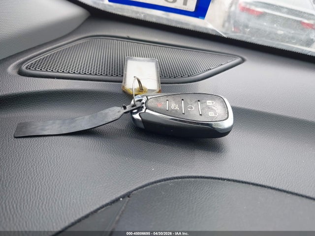 Продажа на аукционе авто 2019 Chevrolet Equinox Lt, vin: 2GNAXKEV6K6174267, номер лота: 45006695