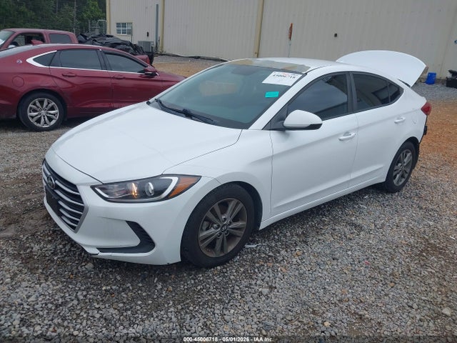 5NPD84LF3JH226961 Hyundai ELANTRA SEL