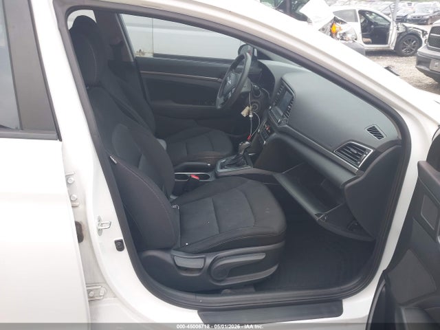 5NPD84LF3JH226961 Hyundai ELANTRA SEL
