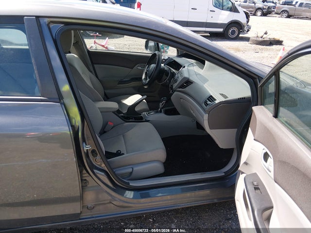 Продажа на аукционе авто 2012 Honda Civic Lx, vin: 2HGFB2F55CH571925, номер лота: 45006722