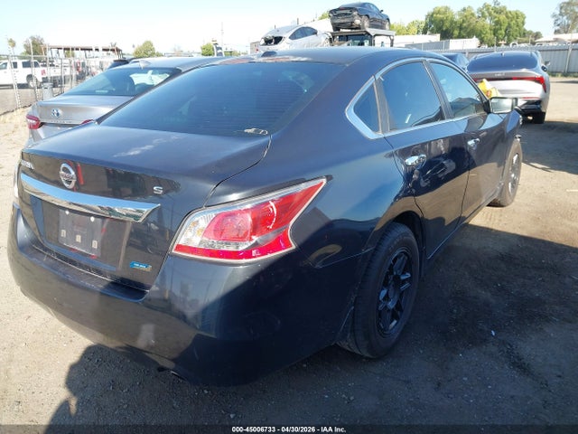 Nissan Altima 2.5 S 2014 1N4AL3AP3EC322555 Image 4