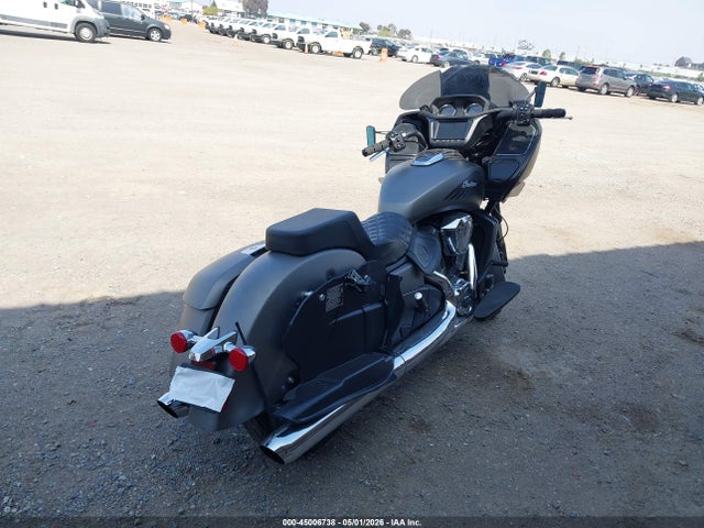 INDIAN MOTORCYCLE CO. Challenger 2023 56KLCBRRXP3418392 Image 4