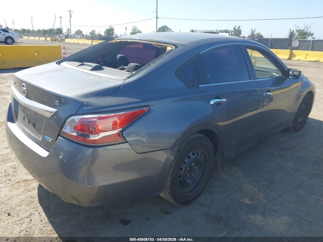 Nissan Altima 2.5 S 2014 1N4AL3AP6EN223653 Image 4