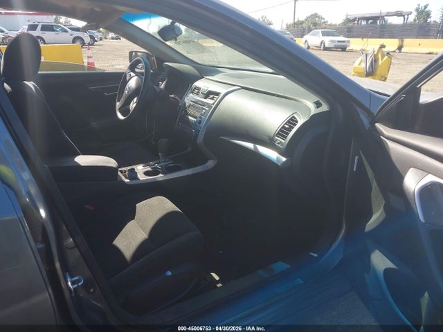 Nissan Altima 2.5 S 2014 1N4AL3AP6EN223653 Image 5