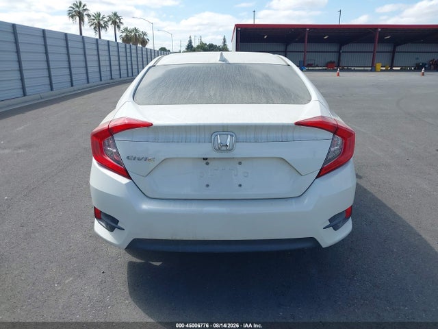 Honda CIVIC EX 2018 2HGFC2F77JH542034 Image 16