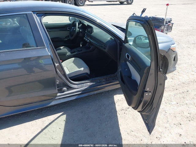 Продажа на аукционе авто 2024 Honda Civic Lx, vin: 2HGFE2F21RH524462, номер лота: 45006792