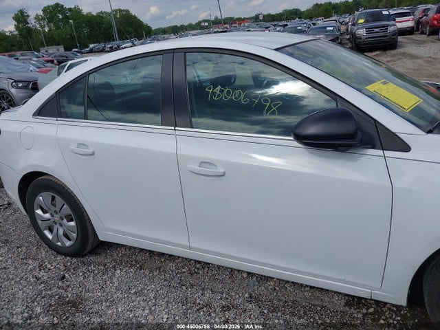 45006798 :رقم المزاد ، 1G1PC5SH1C7277072 vin ، 2012 Chevrolet Cruze Ls مزاد بيع