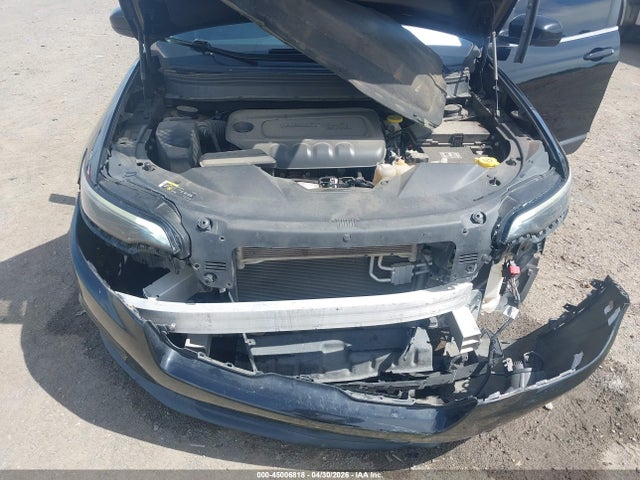 2019 Jeep Cherokee Latitude Fwd მანქანა იყიდება აუქციონზე, vin: 1C4PJLCBXKD296862, აუქციონის ნომერი: 45006818