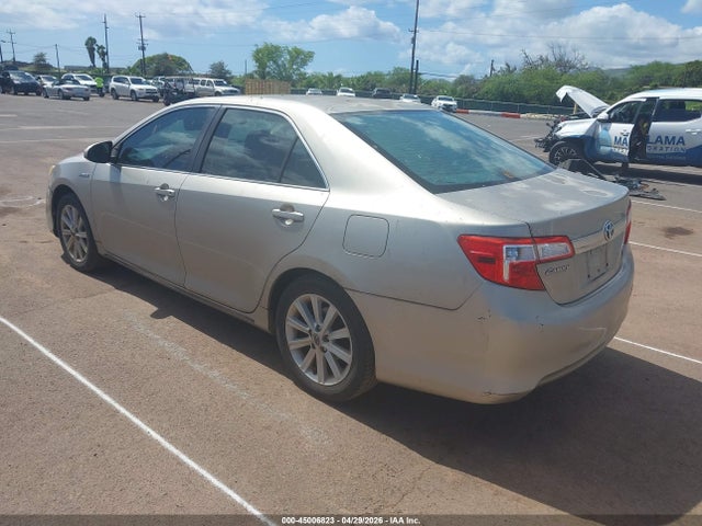 45006823 :رقم المزاد ، 4T1BD1FK0DU083175 vin ، 2013 Toyota Camry Hybrid Xle مزاد بيع