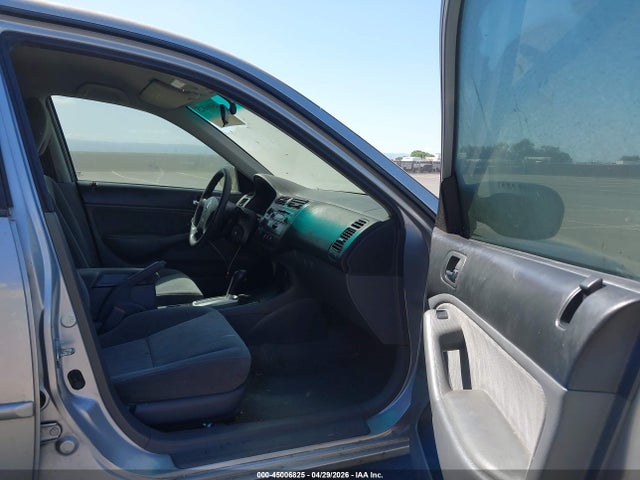 45006825 :رقم المزاد ، 2HGES16555H520787 vin ، 2005 Honda Civic Lx مزاد بيع