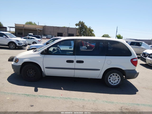 45006836 :رقم المزاد ، 1C8GJ25322B719833 vin ، 2002 Chrysler Voyager مزاد بيع