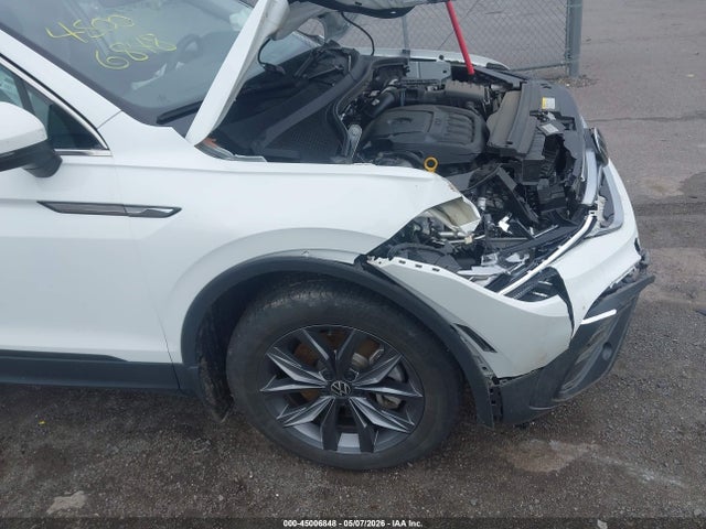 Продажа на аукционе авто 2024 Volkswagen Tiguan 2.0t Se/2.0t Wolfsburg Edition, vin: 3VV2B7AXXRM007962, номер лота: 45006848