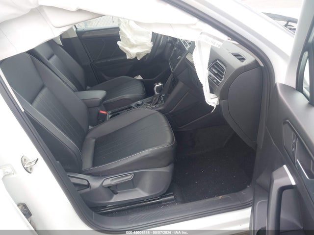 Продажа на аукционе авто 2024 Volkswagen Tiguan 2.0t Se/2.0t Wolfsburg Edition, vin: 3VV2B7AXXRM007962, номер лота: 45006848