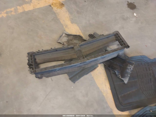 45006849 :رقم المزاد ، 5GTDN136168187051 vin ، 2006 Hummer H3 Suv مزاد بيع