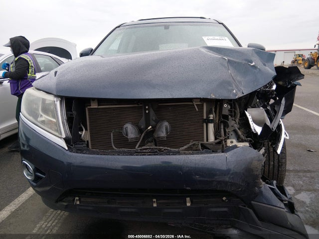 2014 Nissan Pathfinder Sl მანქანა იყიდება აუქციონზე, vin: 5N1AR2MN5EC617942, აუქციონის ნომერი: 45006882