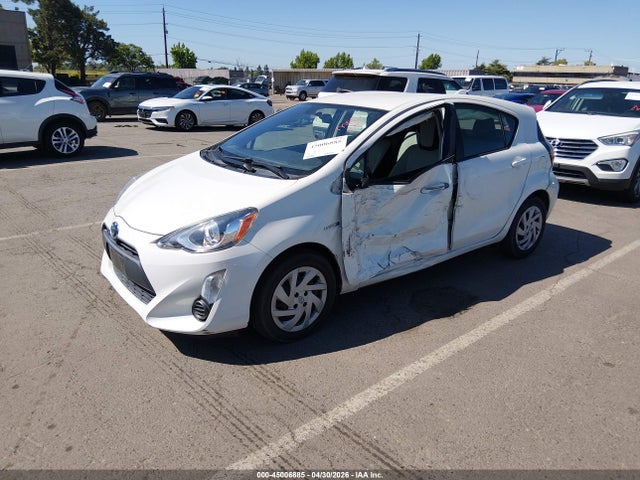 JTDKDTB34F1099897 Toyota Prius C Four/one/three/two
