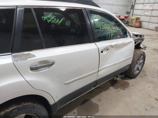 2013 Subaru Outback 3.6r Limited მანქანა იყიდება აუქციონზე, vin: 4S4BRDSC2D2275050, აუქციონის ნომერი: 45006894