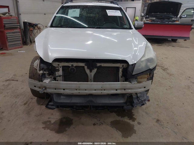 2013 Subaru Outback 3.6r Limited მანქანა იყიდება აუქციონზე, vin: 4S4BRDSC2D2275050, აუქციონის ნომერი: 45006894
