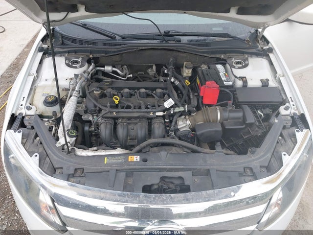 45006915 :رقم المزاد ، 3FAHP0HA2BR120158 vin ، 2011 Ford Fusion Se مزاد بيع