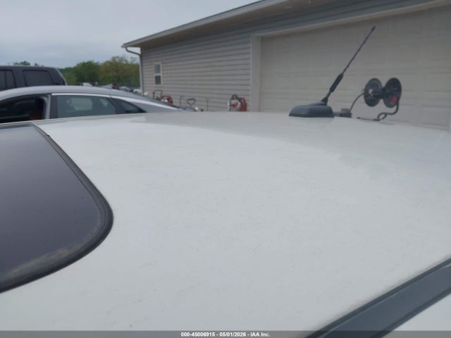 45006915 :رقم المزاد ، 3FAHP0HA2BR120158 vin ، 2011 Ford Fusion Se مزاد بيع