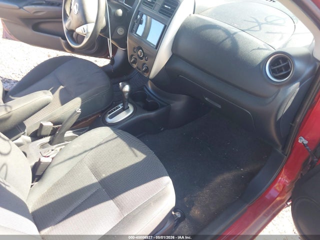 2015 Nissan Versa 1.6 S/1.6 S+/1.6 Sl/1.6 Sv მანქანა იყიდება აუქციონზე, vin: 3N1CN7APXFL900843, აუქციონის ნომერი: 45006927