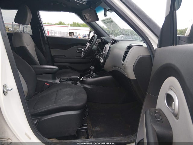 2015 Kia Soul მანქანა იყიდება აუქციონზე, vin: KNDJN2A28F7143554, აუქციონის ნომერი: 45006945