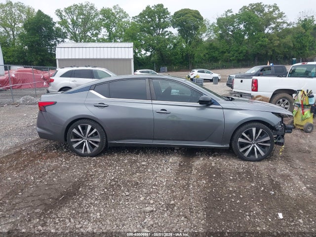 1N4BL4CV6KC156839 Nissan Altima 2.5 Sr